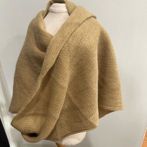 NWT infinity scarf. Soft and cozy feel will keep you warm in those chilly days.